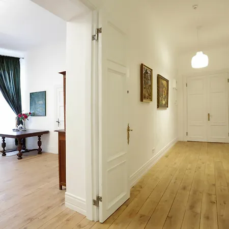 Emilie's Riga
